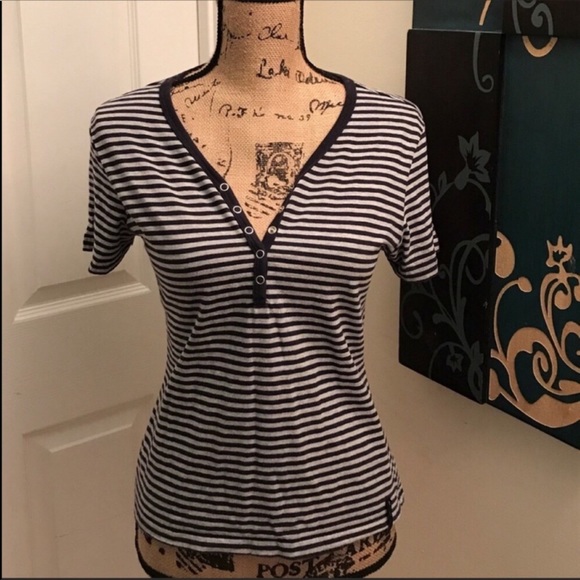 New York Laundry Top - Picture 1 of 4